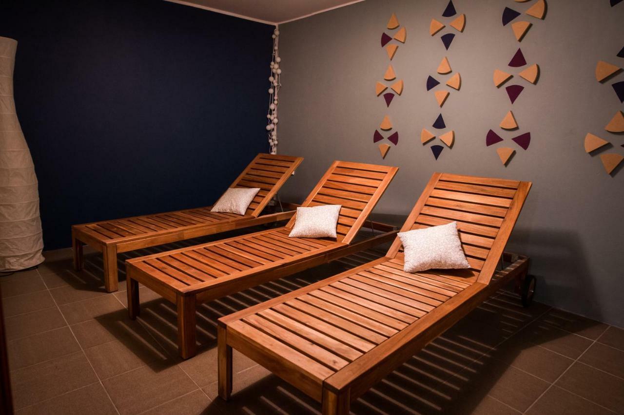 Czarny Kos Hotel Borkowo  Zewnętrze zdjęcie